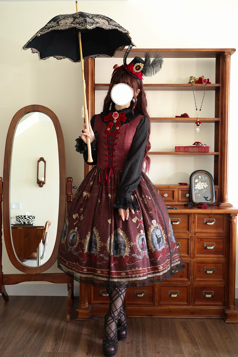 The Red Shoes Gothic Lolita Print Jumper Skirt