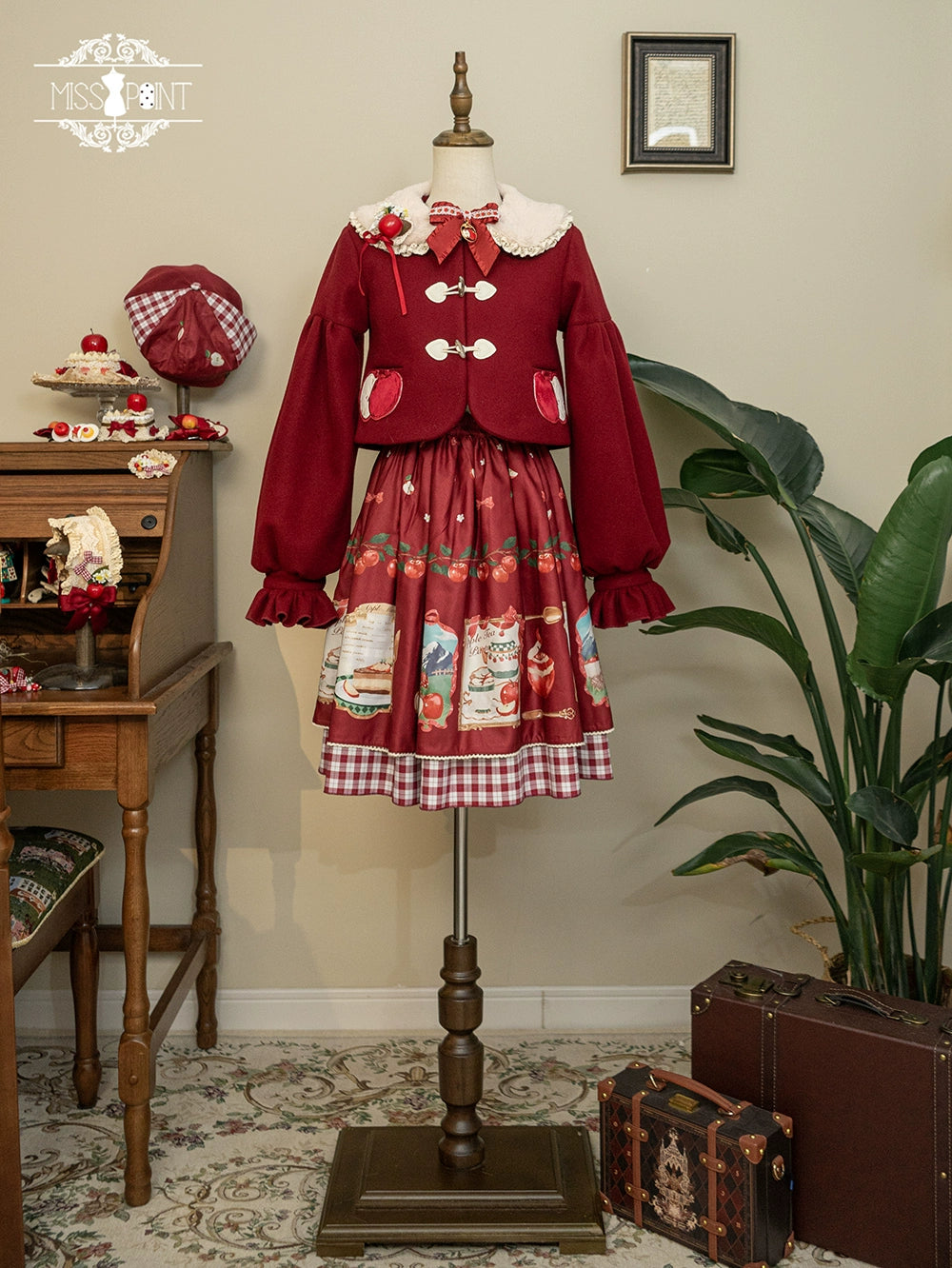 [Pre-order] Apple Garden Bavarian-style reversible skirt