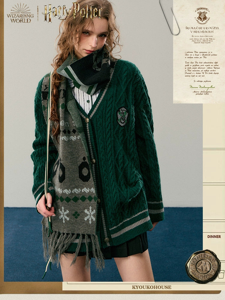 [Pre-order] Hogwarts School of Witchcraft and Wizardry Loose Fit Cable Cardigan