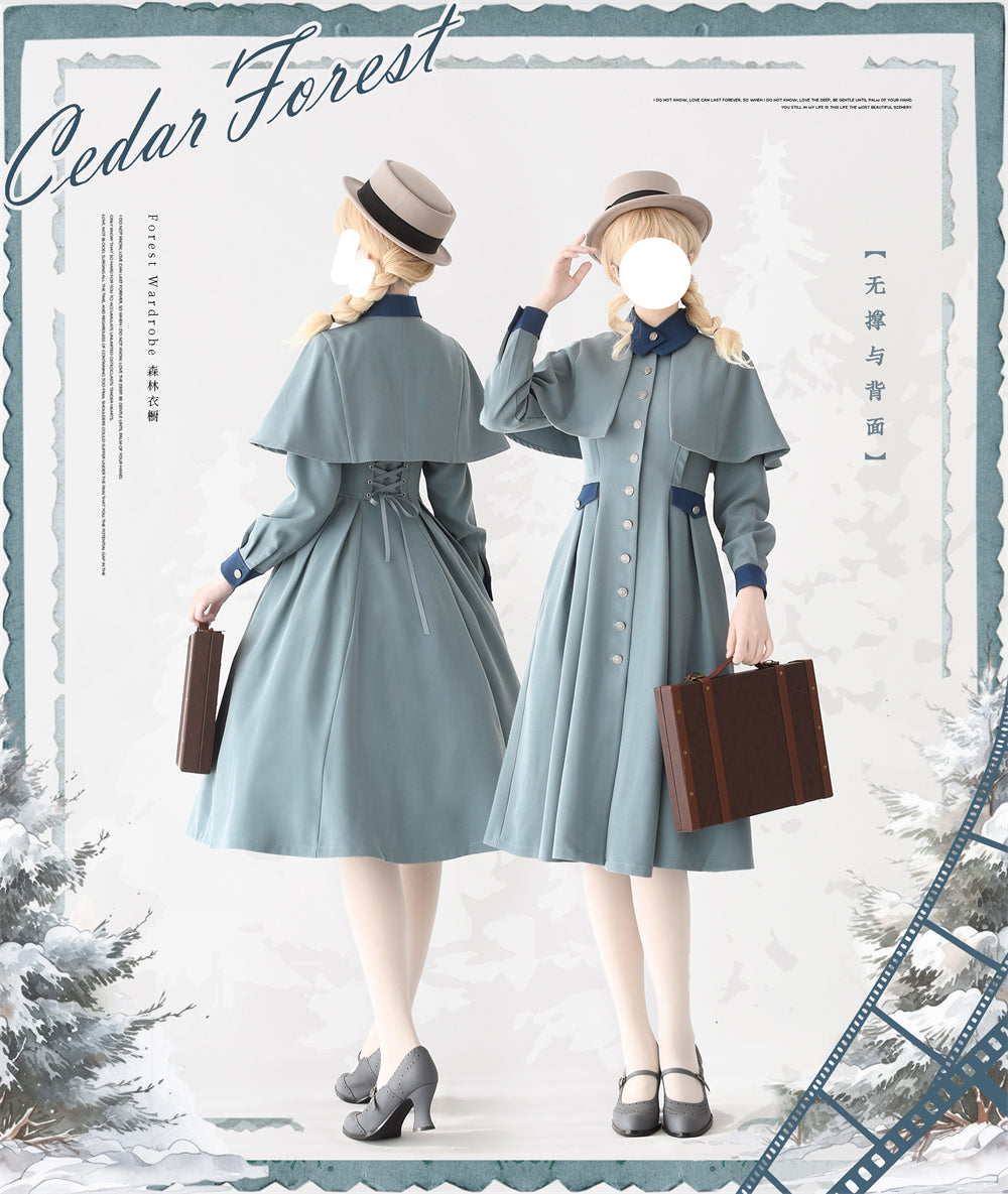 Snow Cedar One-piece coat with classical cape