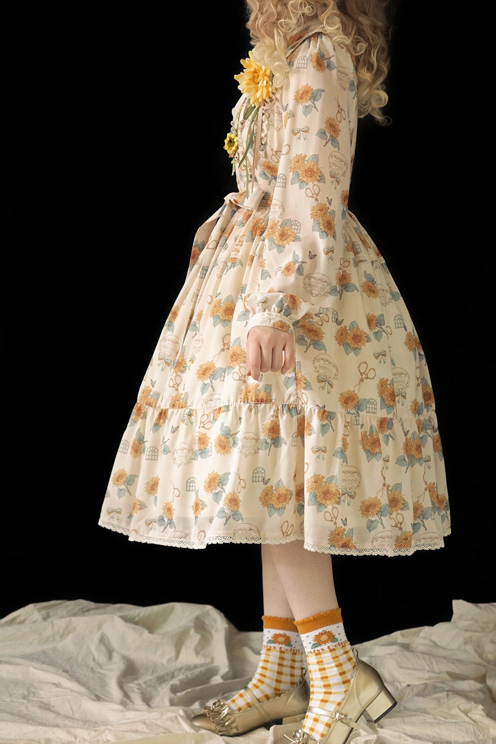 [Pre-order] Gardening Sunflower Daily Dress