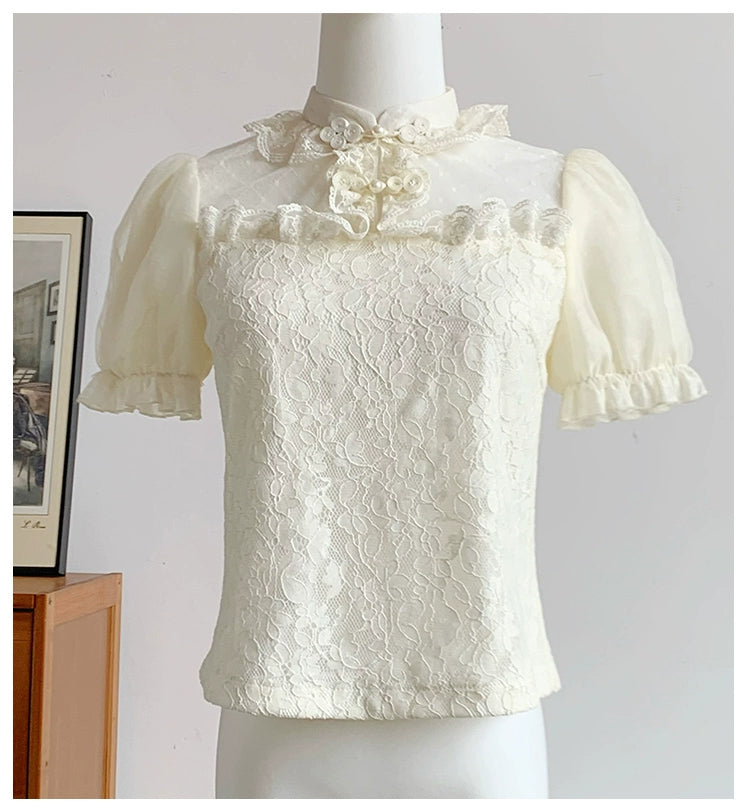 Lace floral blouse with detachable sleeves