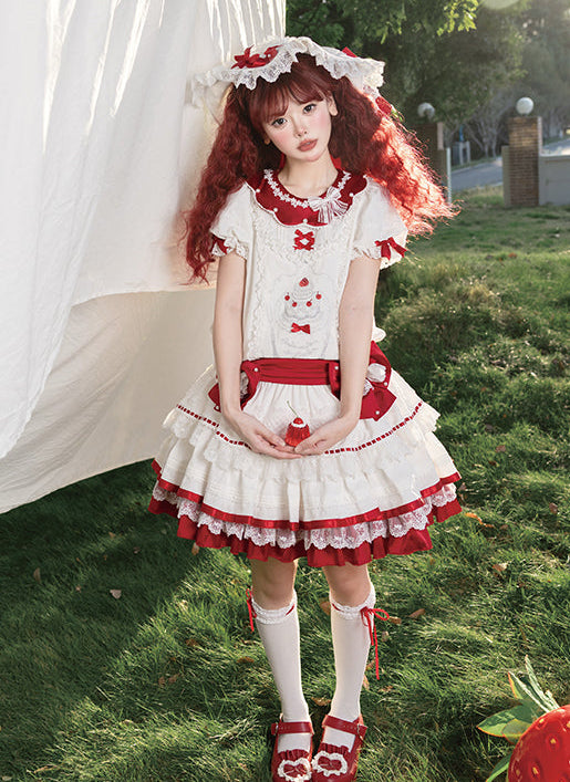 【受注予約11/18まで】Strawberry Cake Guide ローウエストワンピース