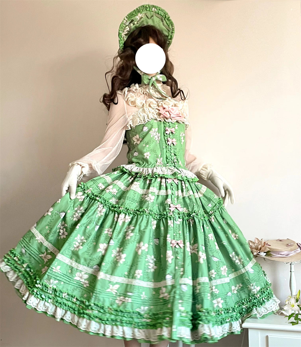 Lily and Wind Classical Print Skirt and Top