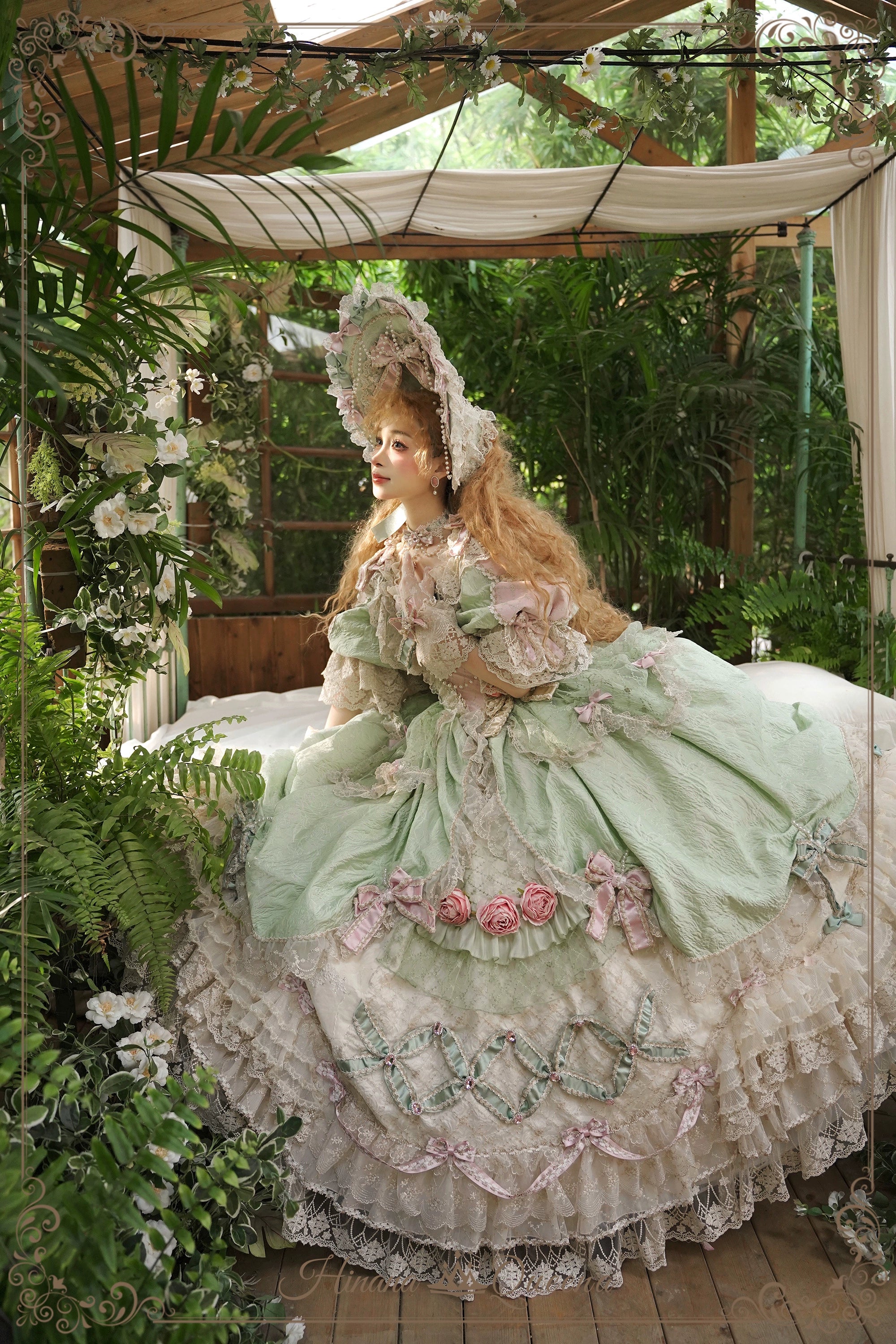 【受注予約6/26まで】Mirror Snow White プリンセスロングドレス・パステルグリーン