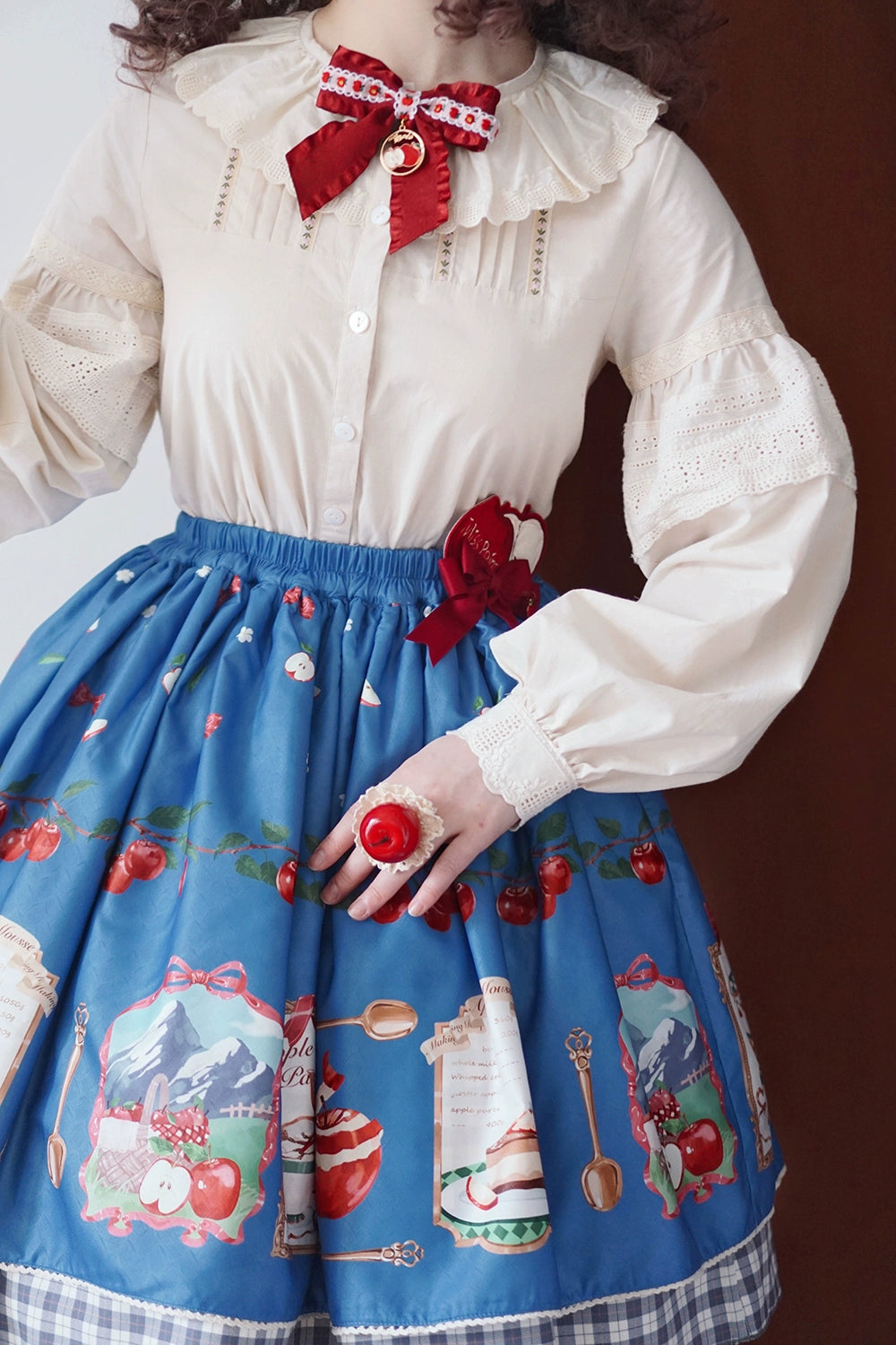 [Pre-order] Apple Garden Bavarian-style reversible skirt