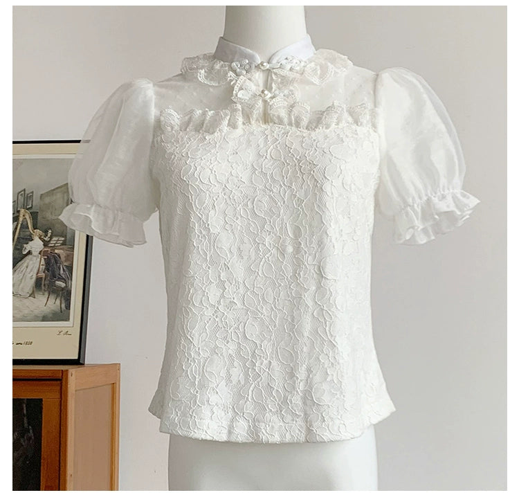 Lace floral blouse with detachable sleeves