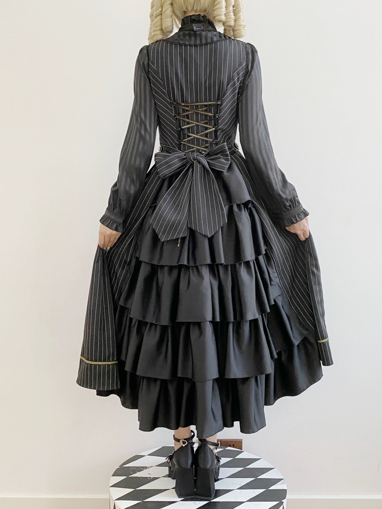 [Pre-orders available until 9/29] Bright Moon Corset Jumper Skirt Stripe [Black]