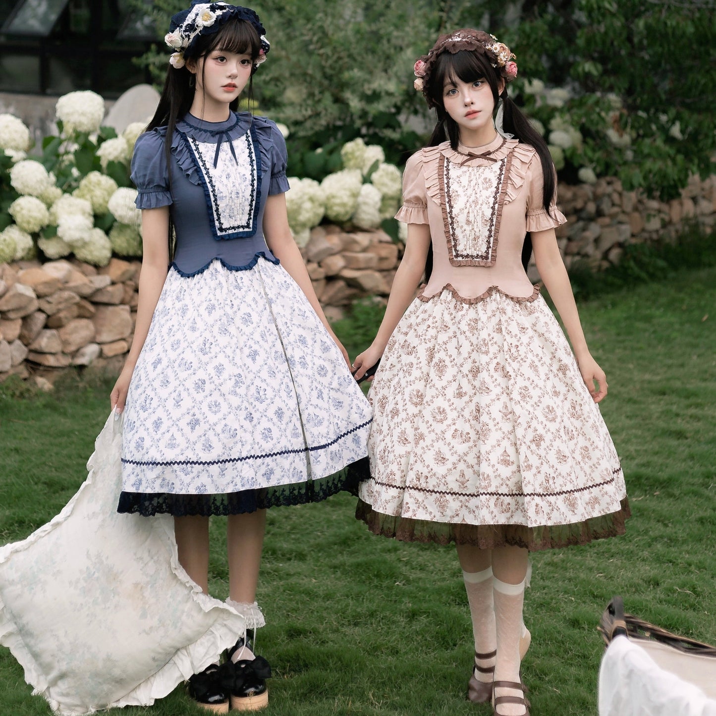 【受注予約7/16まで】花影の午後 くすみカラーの小花プリント切替ワンピース