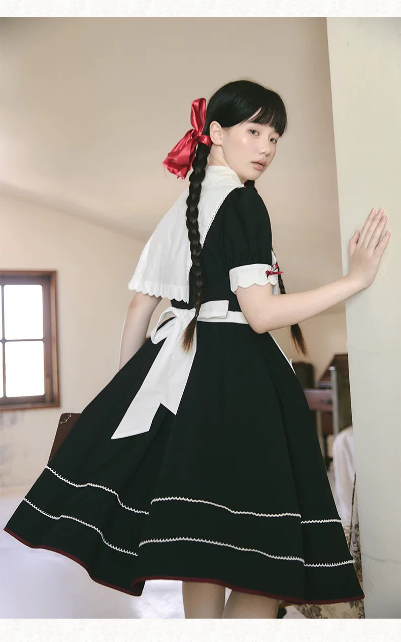 【受注予約9/8まで】Delicious Cherry ブラックワンピースとエプロン