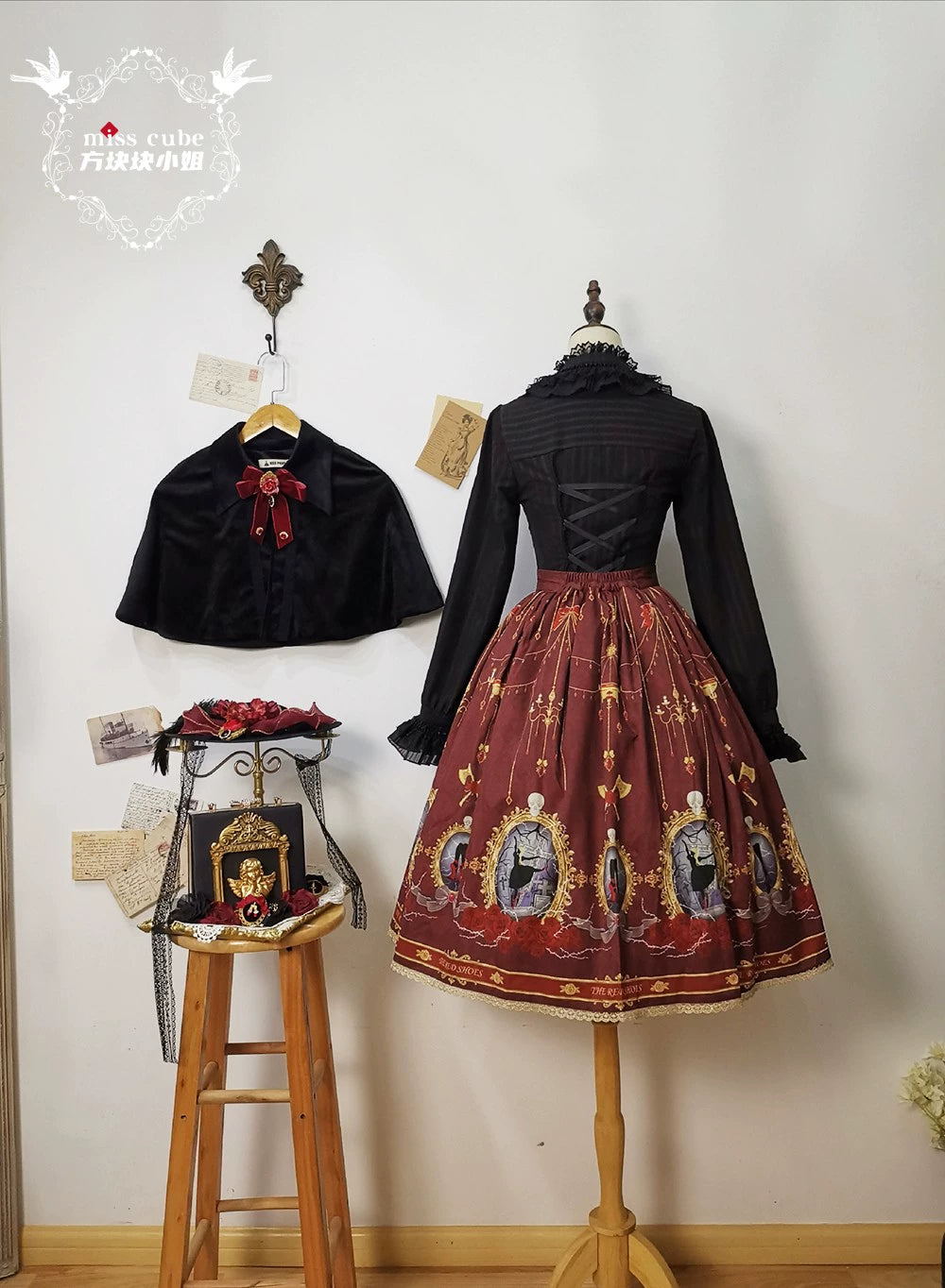 The Red Shoes Gothic Lolita Black Blouse