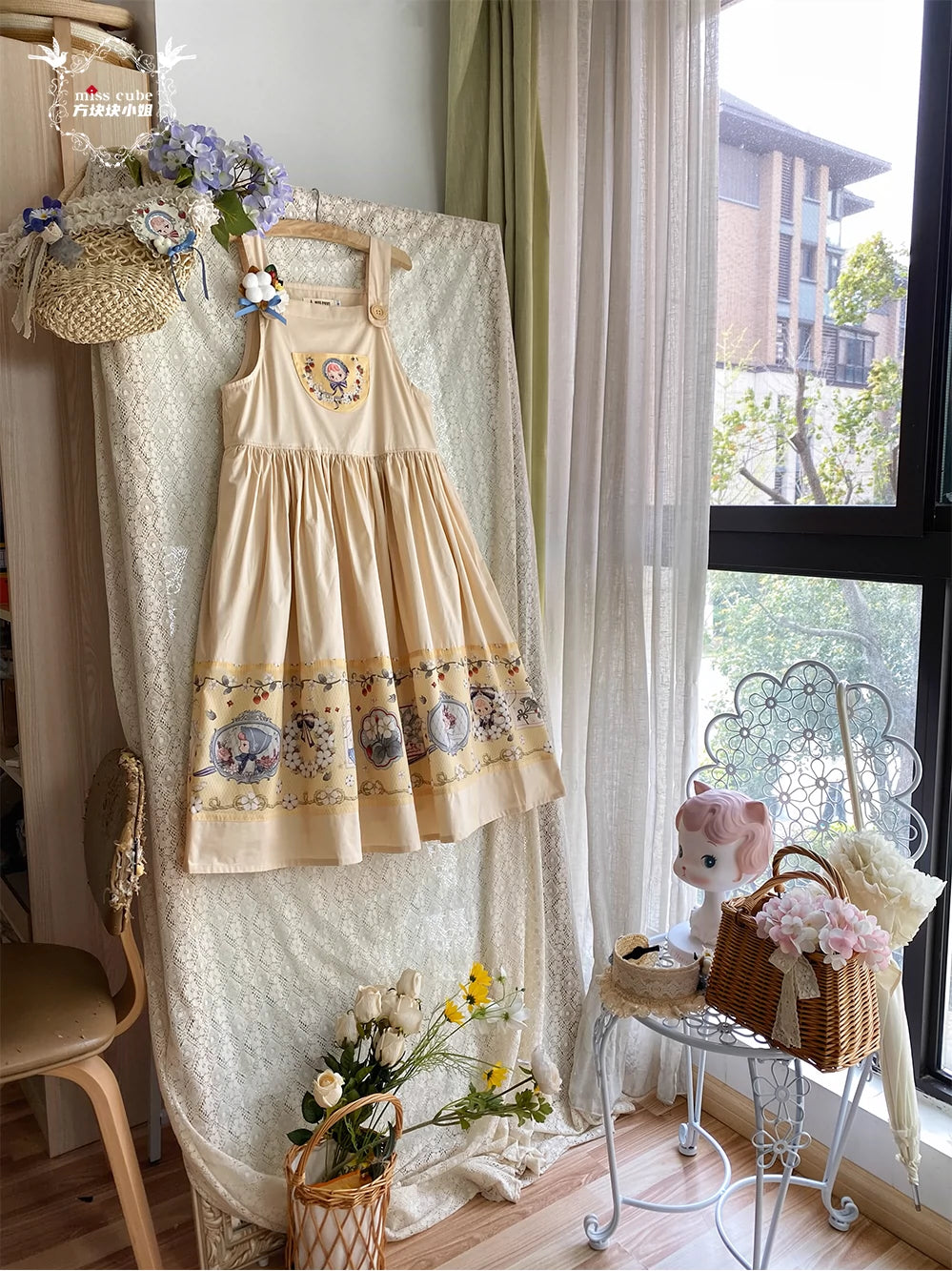 【予約販売】Sweetie Sheep プリントサスペンダースカート