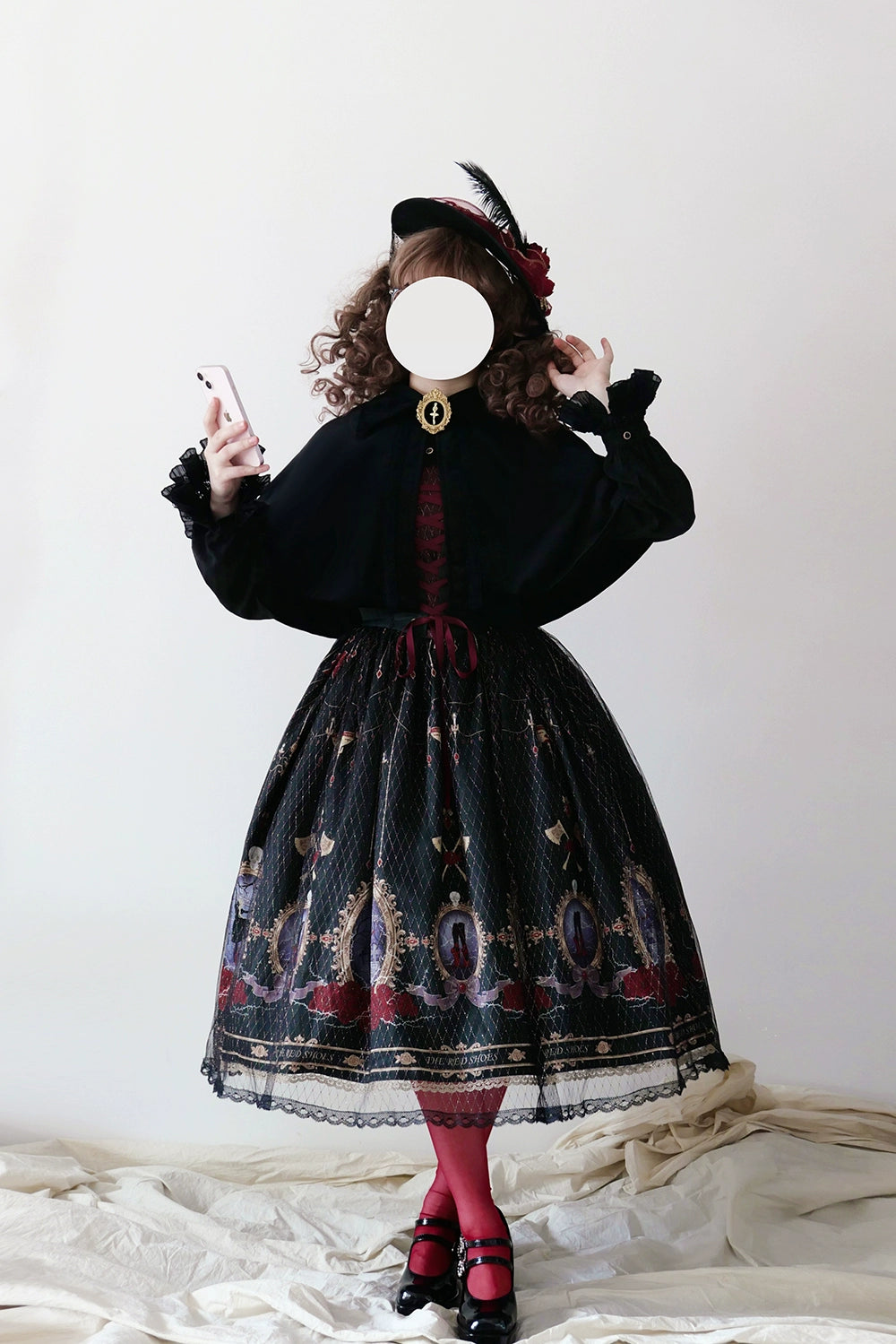 The Red Shoes Gothic Lolita Print Jumper Skirt