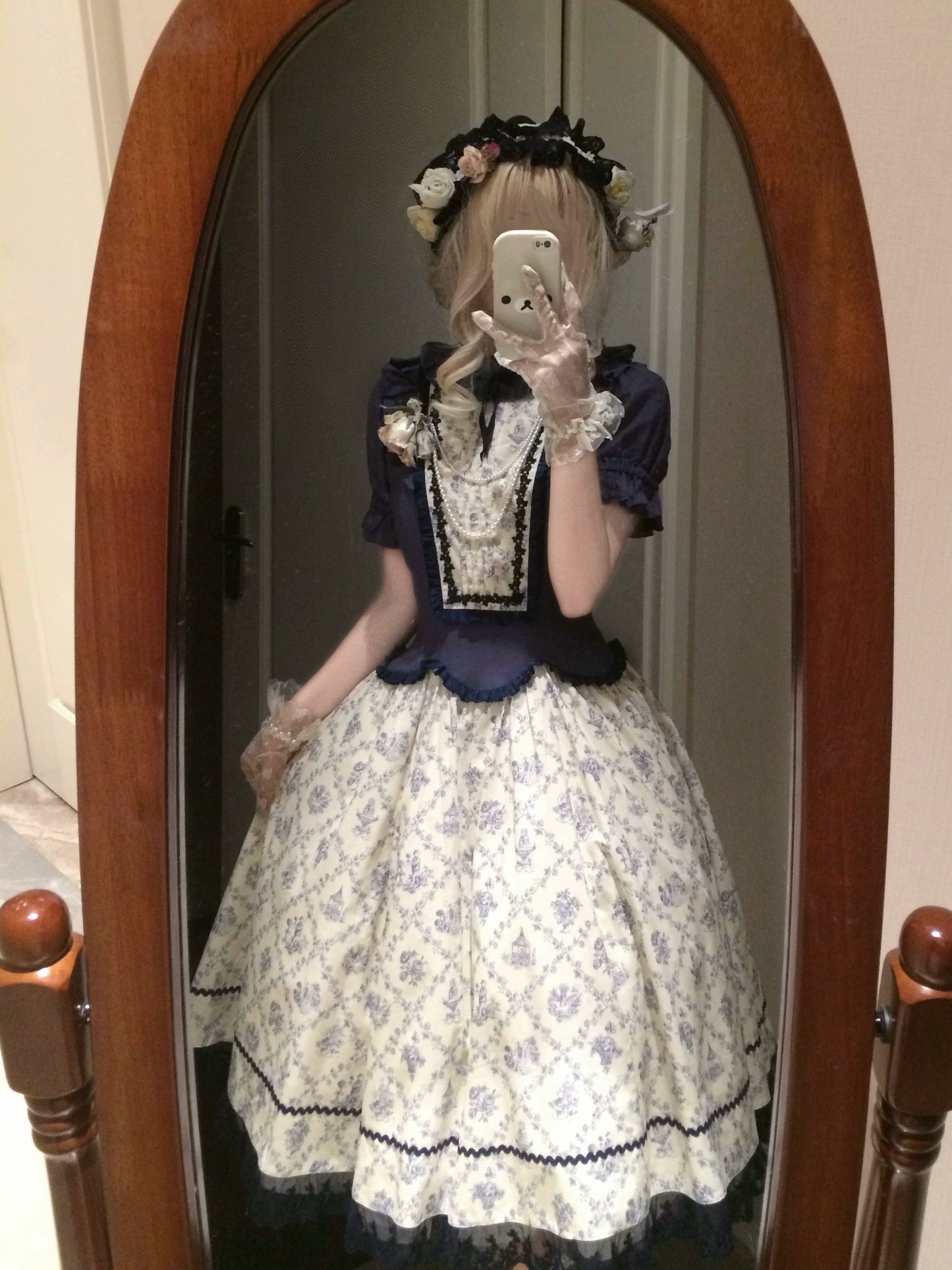 【受注予約7/16まで】花影の午後 くすみカラーの小花プリント切替ワンピース