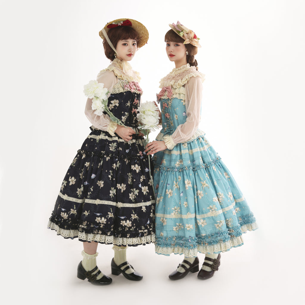 Lily and Wind Classical Print Skirt and Top