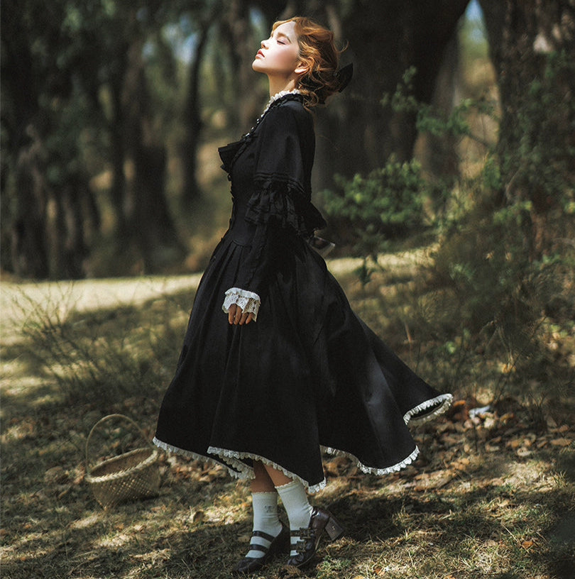 【受注予約7/31まで】Flores Ladyクラシカル花びらワンピース