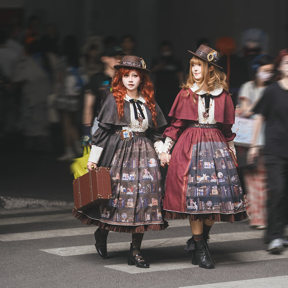 【受注予約11/6まで】German Bookcase ワンピース （ケープ付）