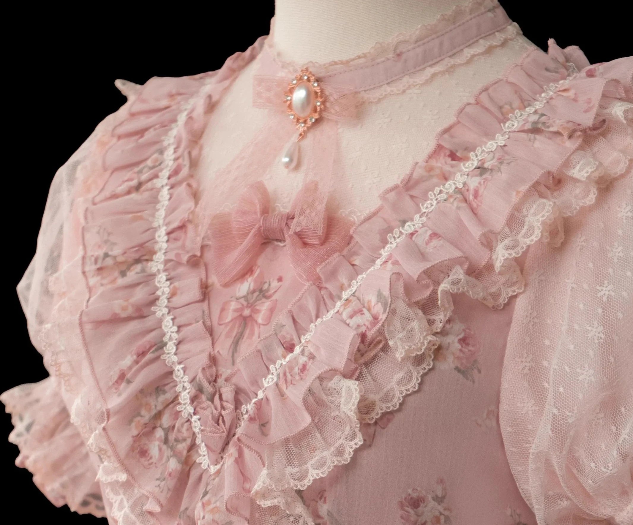 Daydream Rosa Classical rose pattern dress
