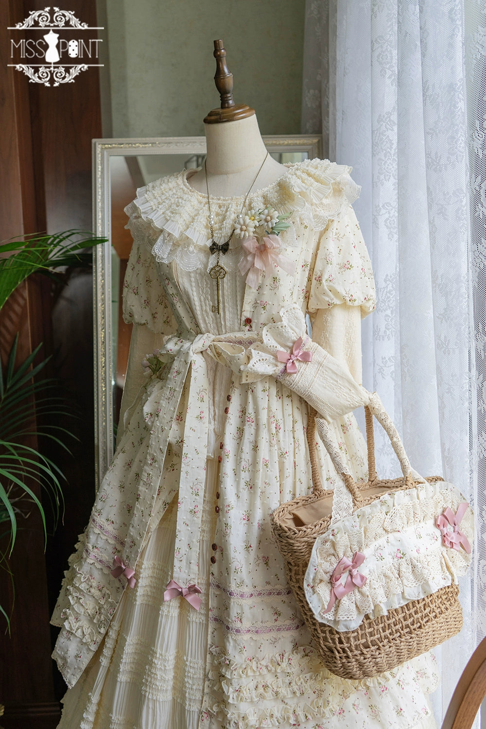 [Pre-orders available until 2/19] Cat Rose Tea Party Ruffled Long Sleeve Blouse