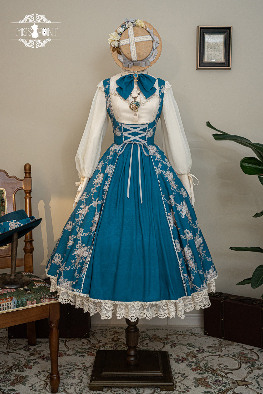 【予約販売】Antique Flower Wall ジャンパースカート