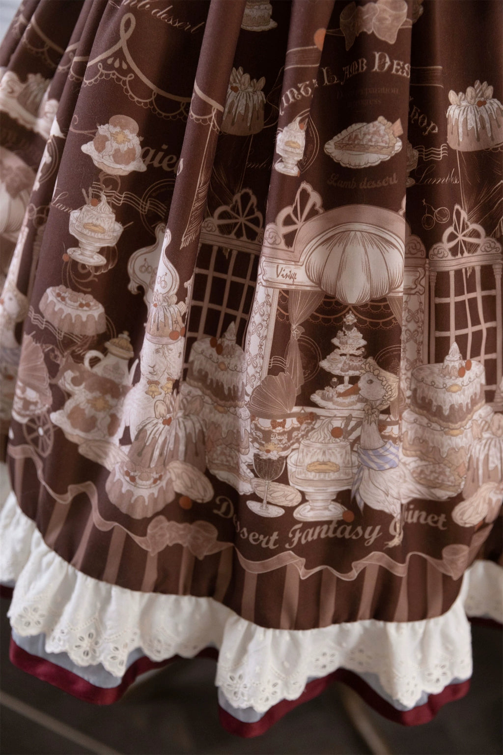 [Pre-orders available until 10/28] Antique Dessert Room Short Sleeve Dress