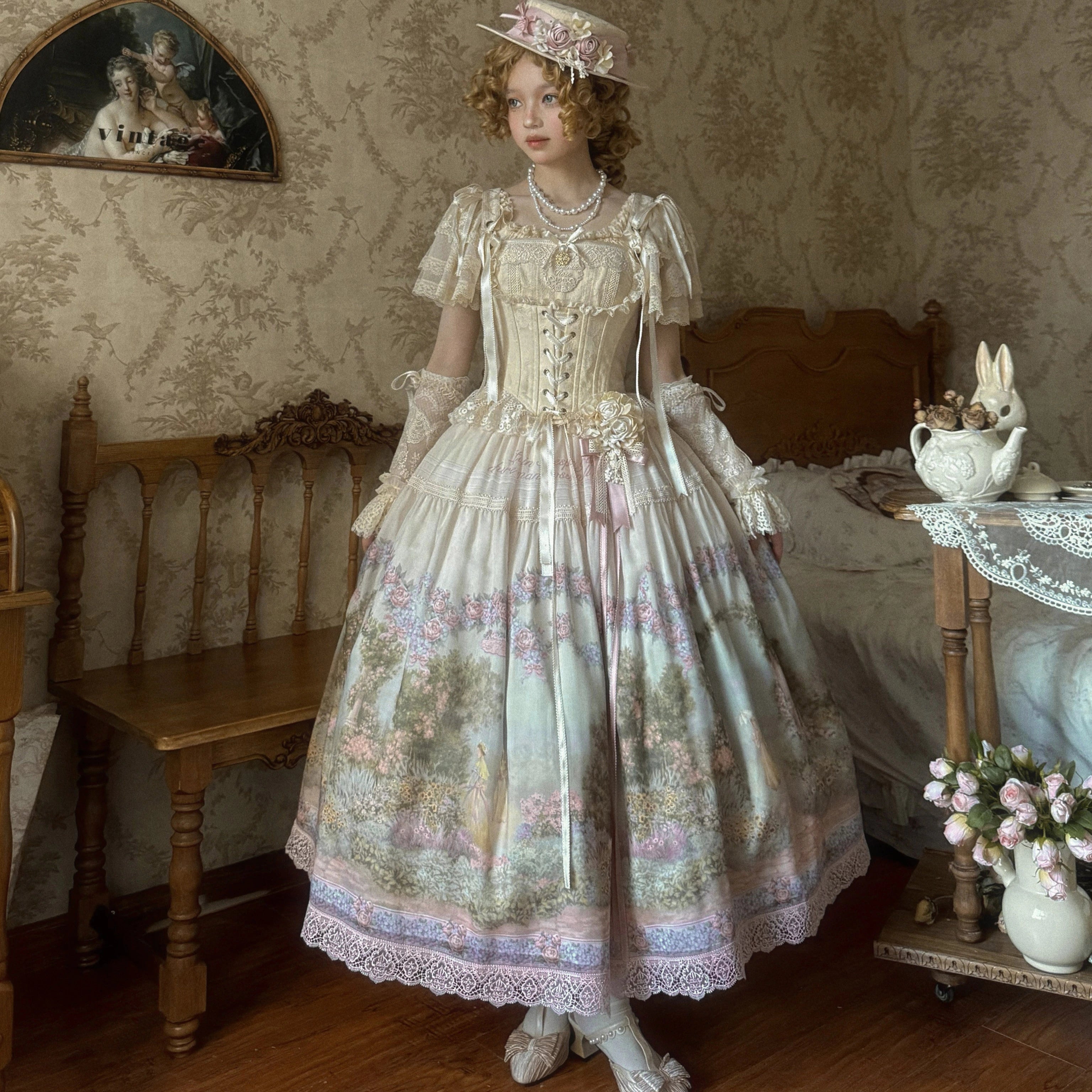 [Pre-orders available until 2/26] Romantic Rose Sleeveless Corset Top