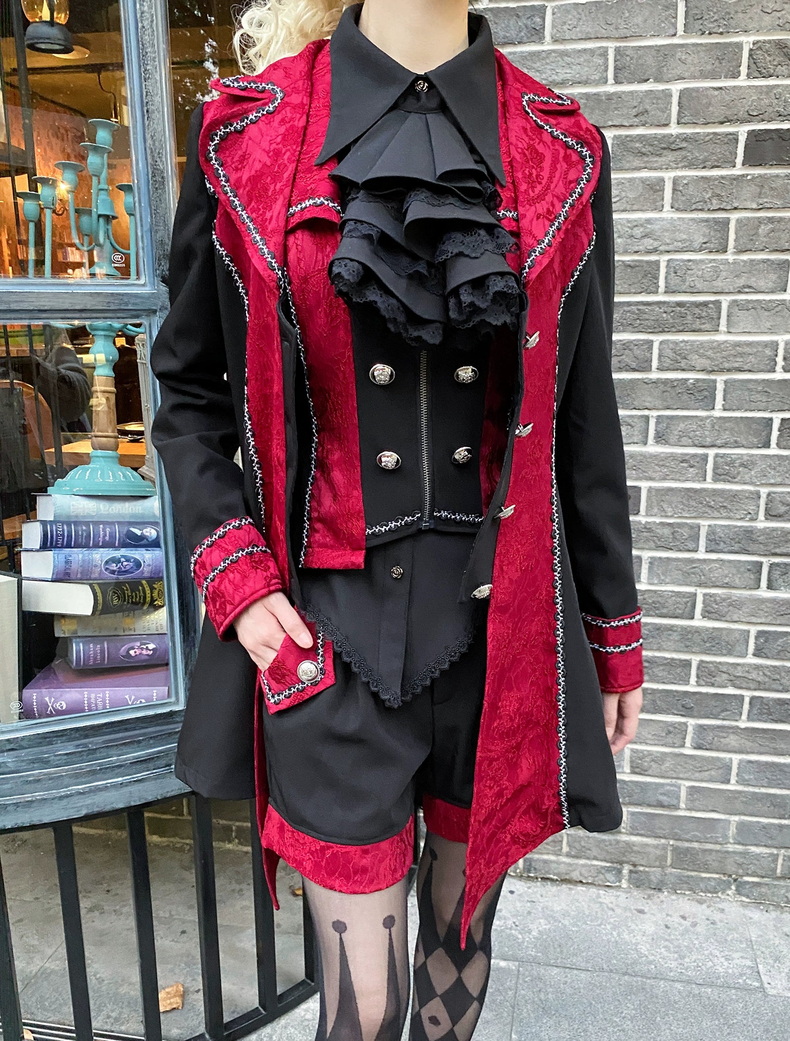 [Resale/Pre-orders until 10/23] Pledge Chapter Prince Shorts