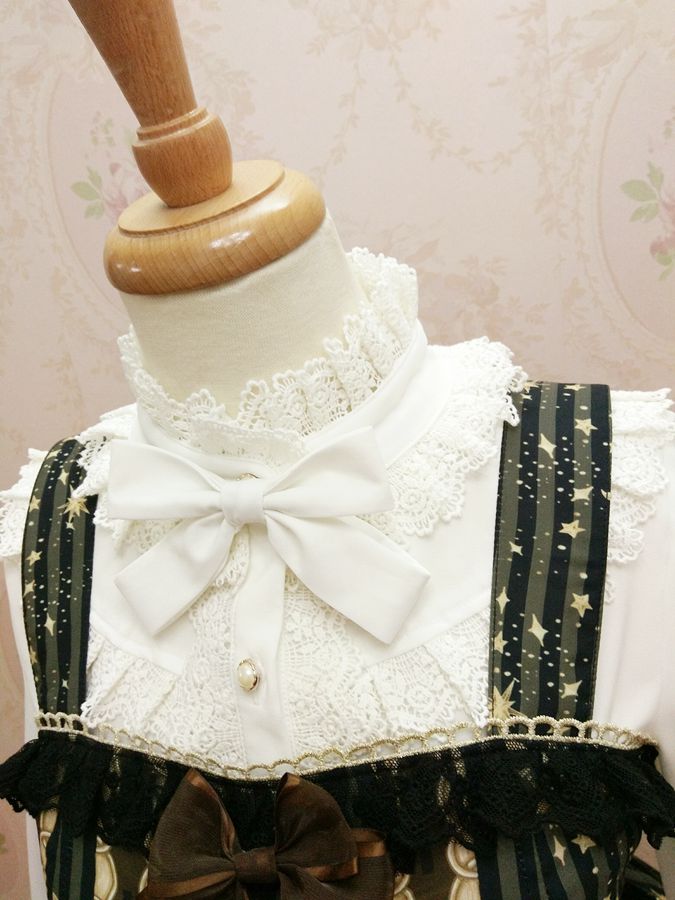 Stand collar lolita lace blouse with ribbon