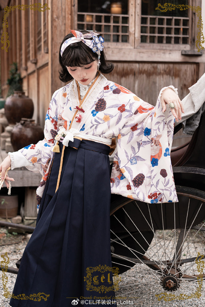 Kimono-style top with winter bird print [Buy together for 20% off]