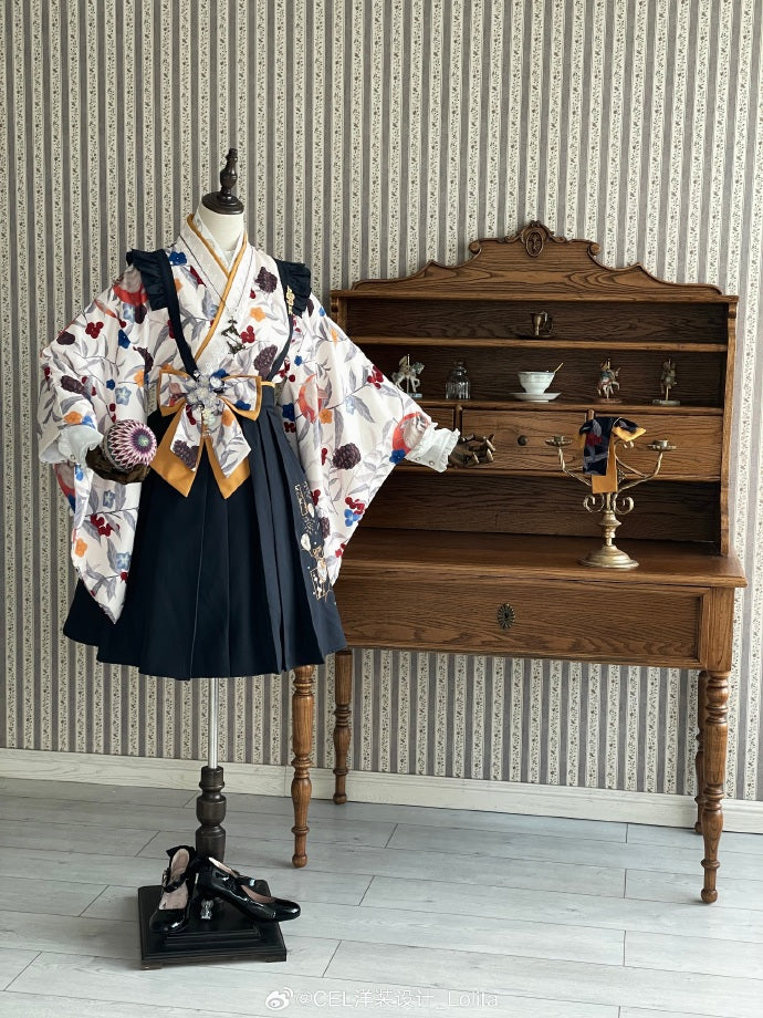 手毬刺繍の袴風サスペンダースカート