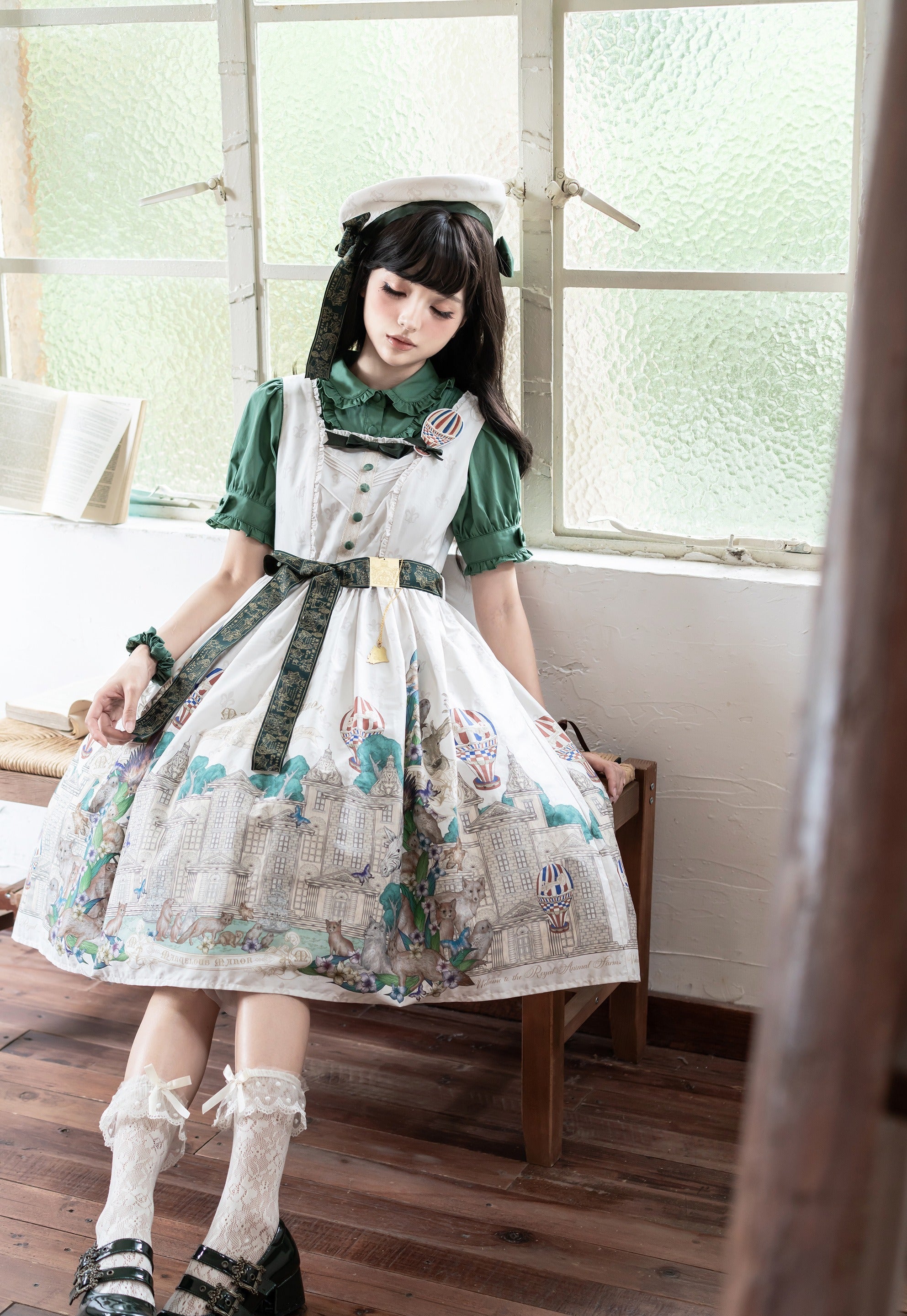 【受注予約6/17まで】The Marvelous Manor 刺繍襟ジャンパースカート