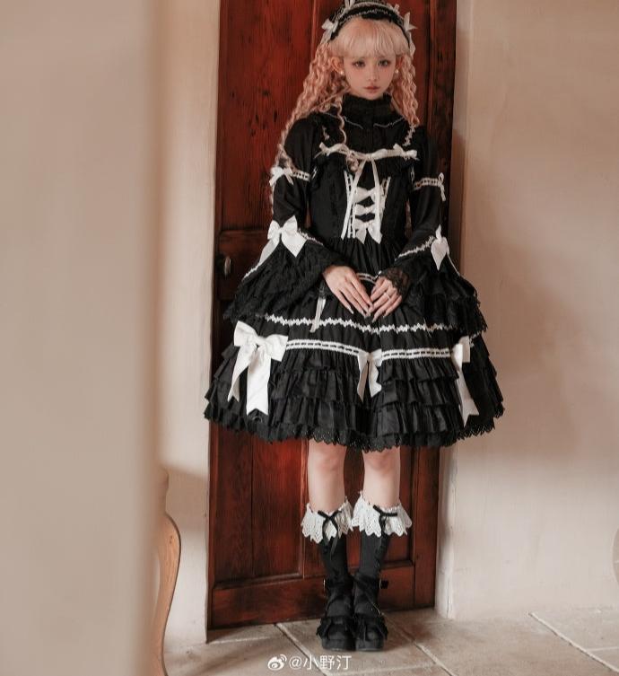 [Pre-orders available until 8/15] Labyrinth Doll jumper skirt and princess sleeve blouse 2-piece set