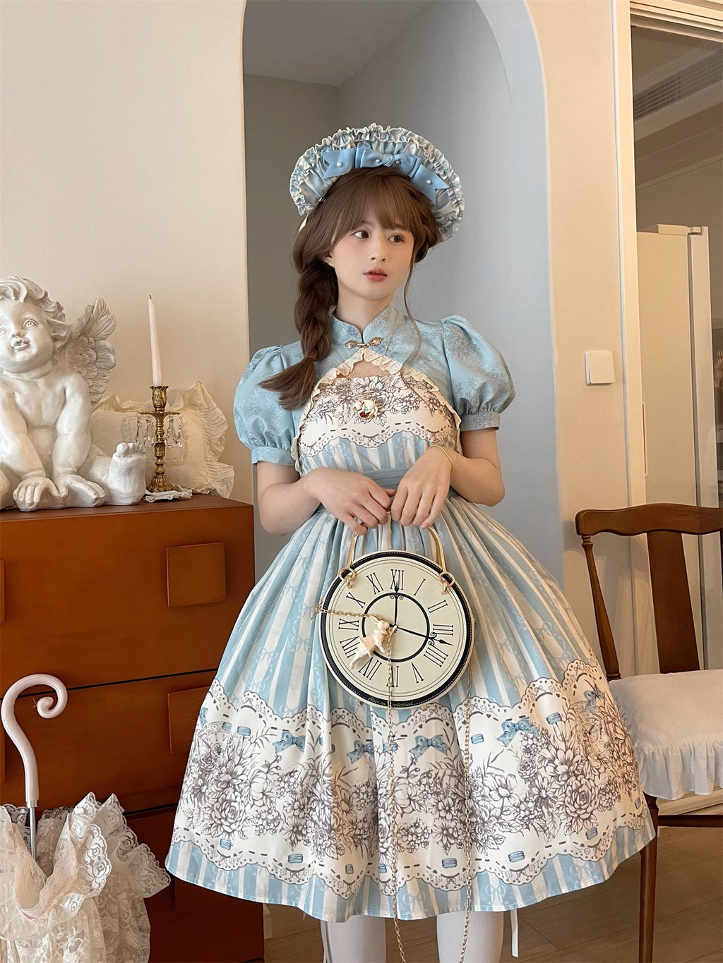 Blooming Flowers and Clocks ジャンパースカート