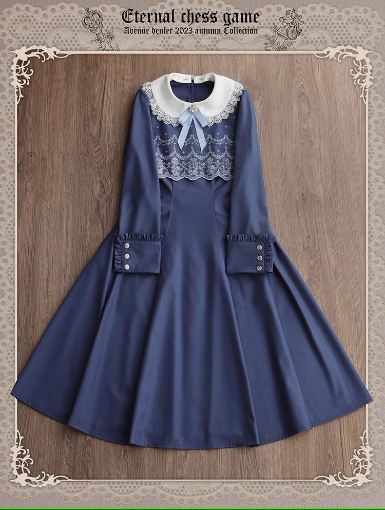 Eternal Chess Game Classical Embroidery Dress