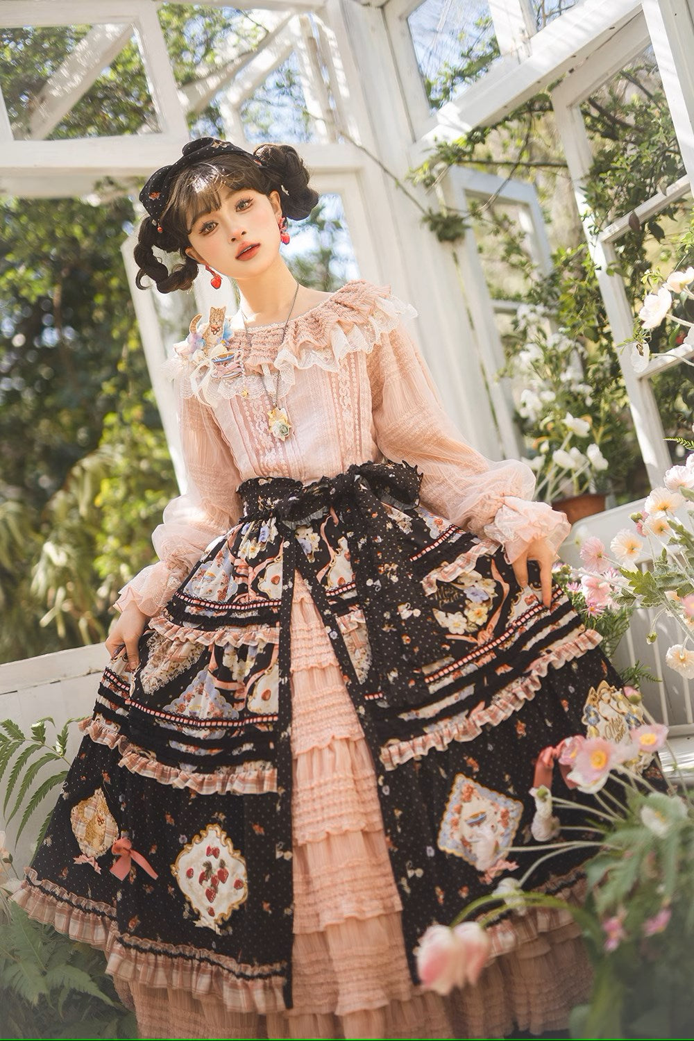[Sale period has ended] Cat Rose Tea Party Open Front Long Skirt Luxury Type