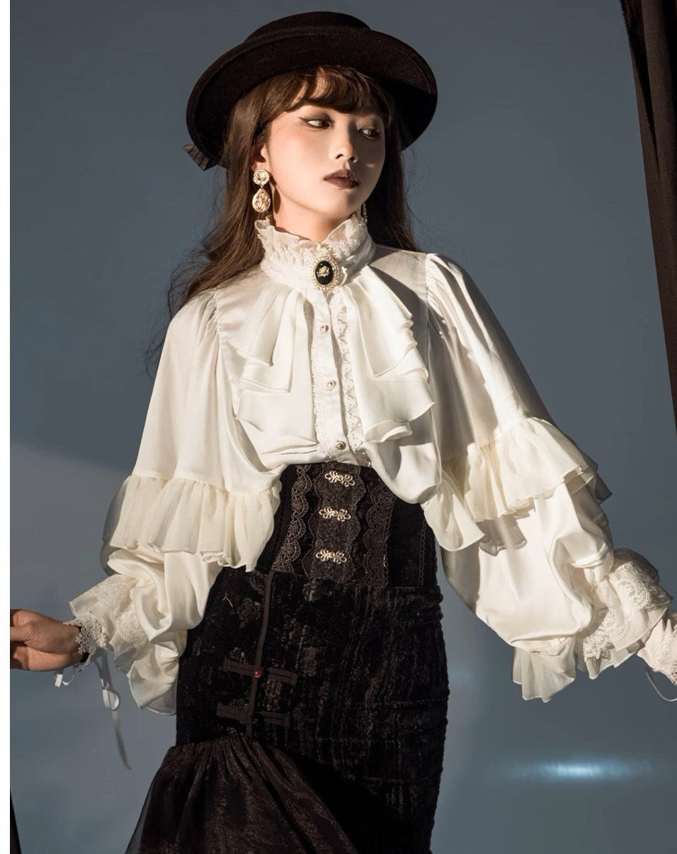 [Sale period has ended] Age of Discovery Classical Blouse
