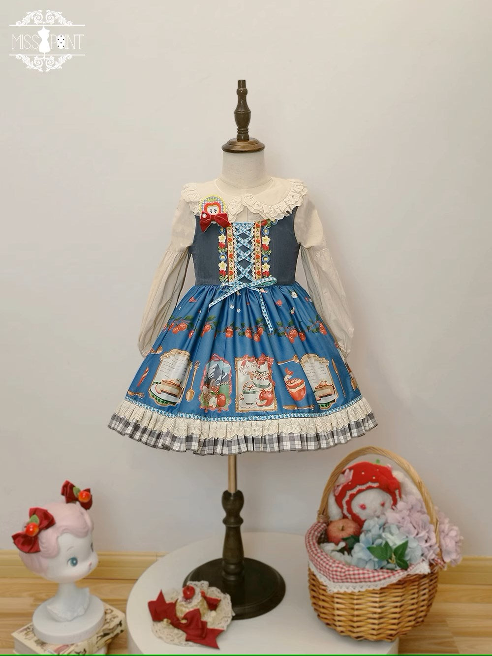 Kids size [Sale period ended] Apple Garden Bavarian style jumper skirt/blouse/cloak
