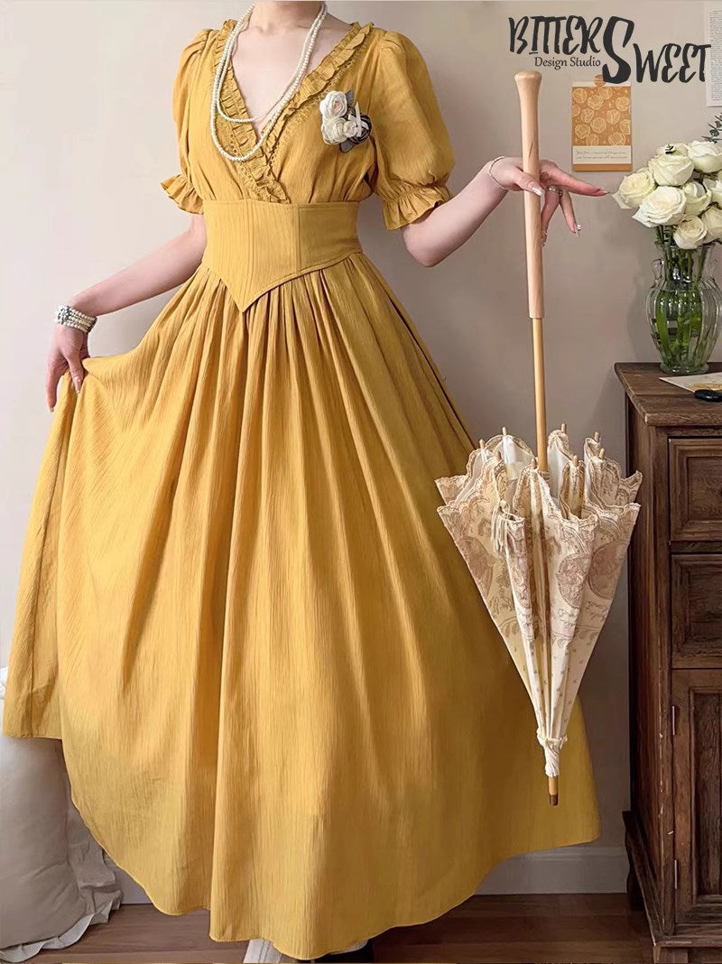Classical V-neck dress with corset