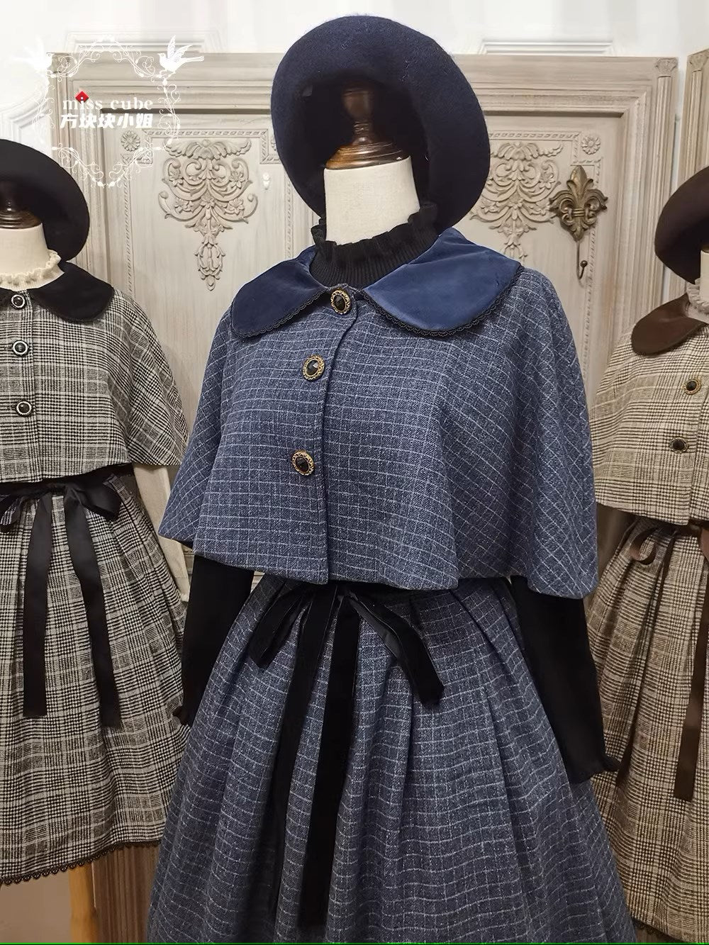 Earl Gray checked cloak