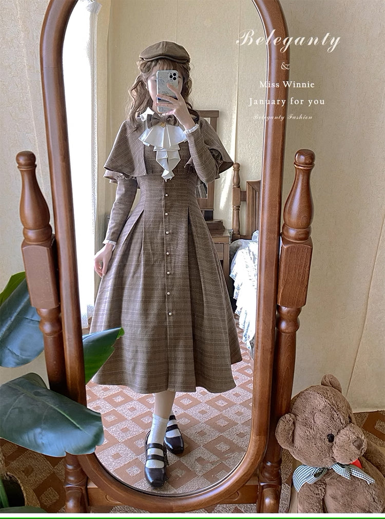 [Sale period ended] Miss Winnie dress with cloak