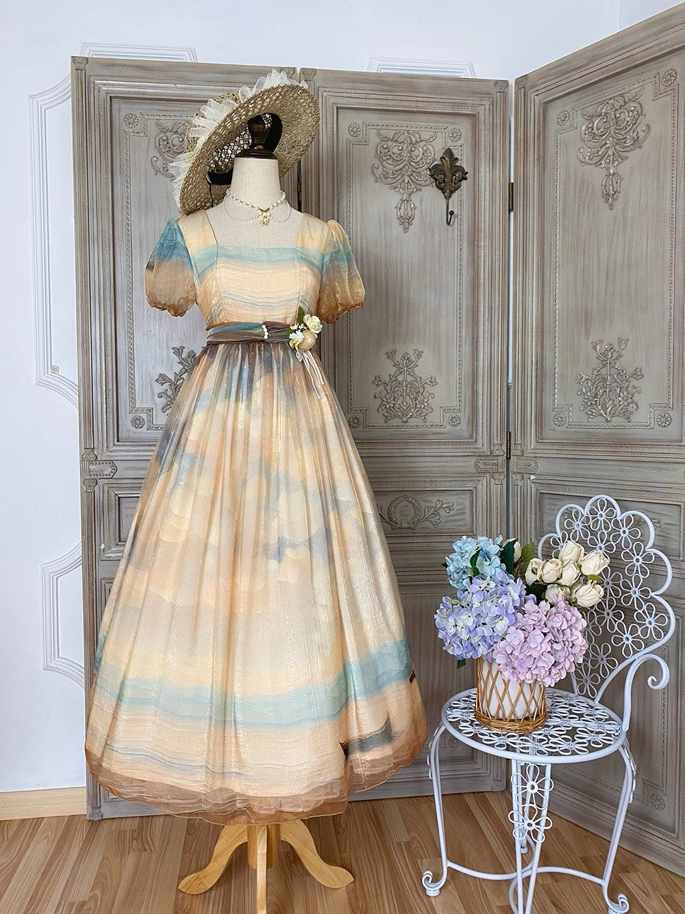 【予約販売】Elegance Greek 油彩画風プリントエンパイアワンピース フリルなし