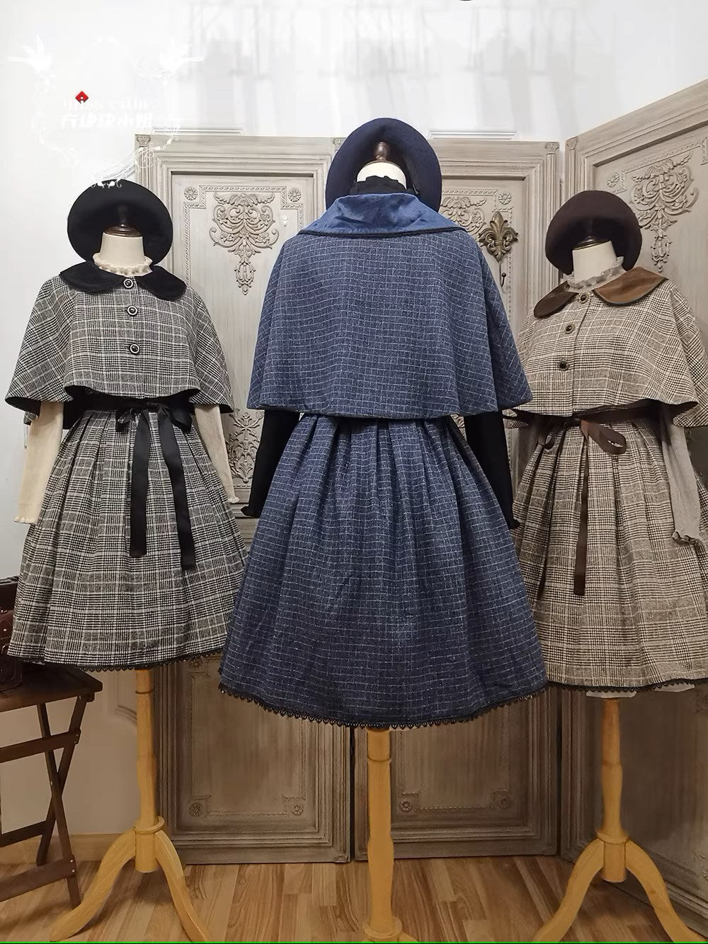 Earl Gray checked cloak