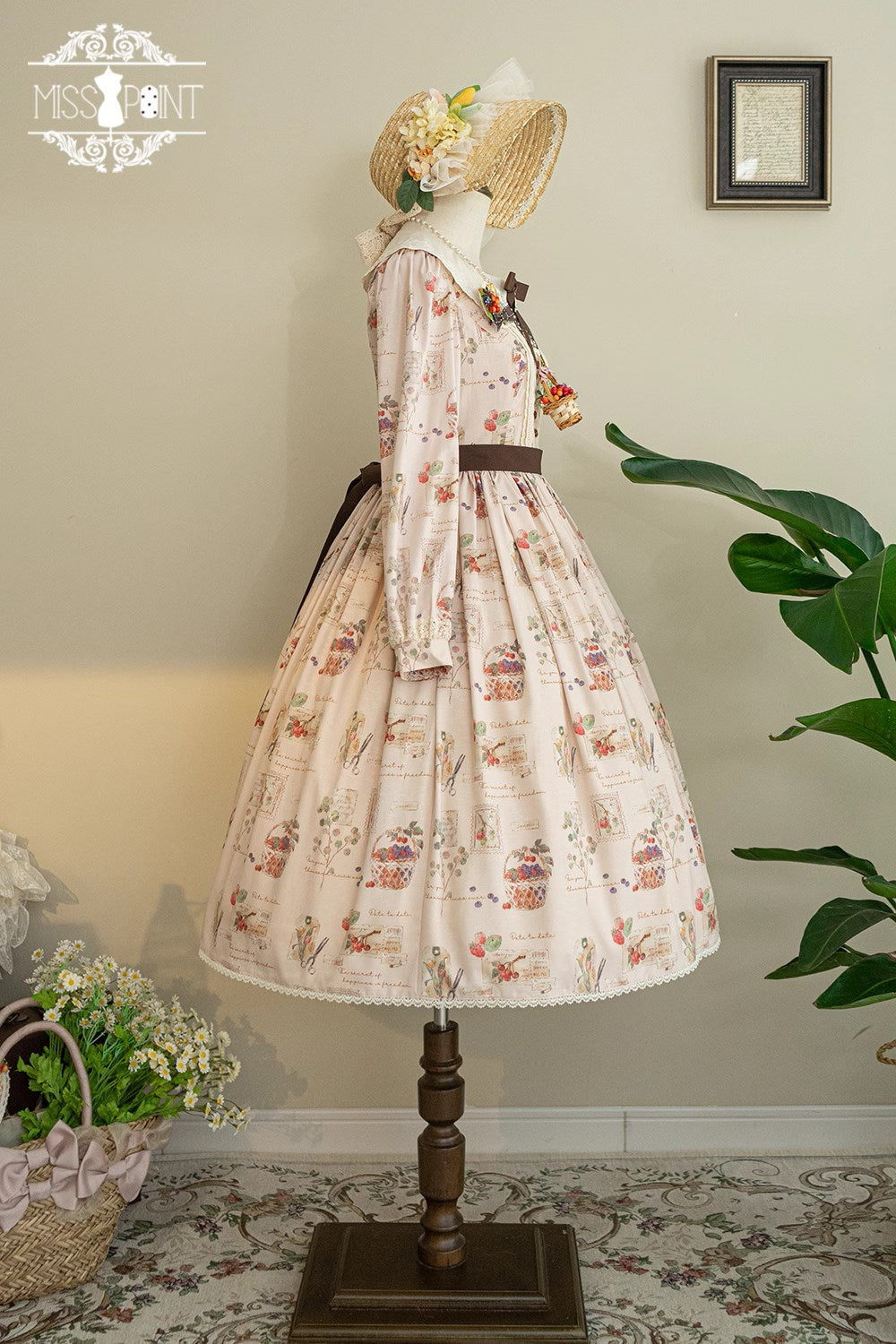 [Sale period ended] Forest picture book print dress