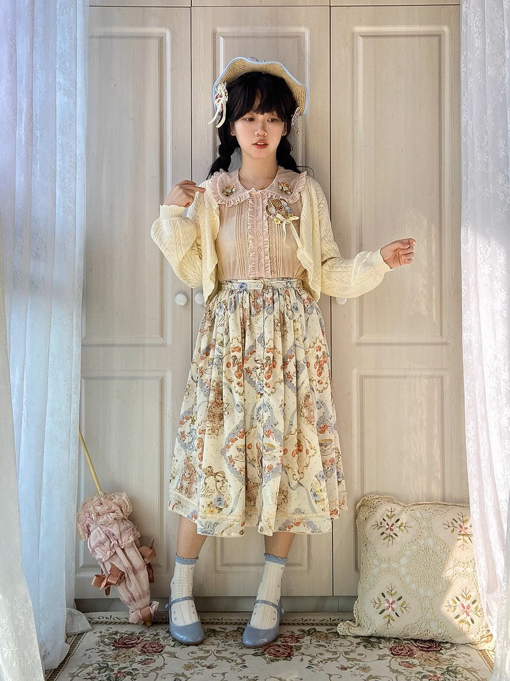 [Sale period has ended] Cat Rose Tea Party Open Front Daily Skirt