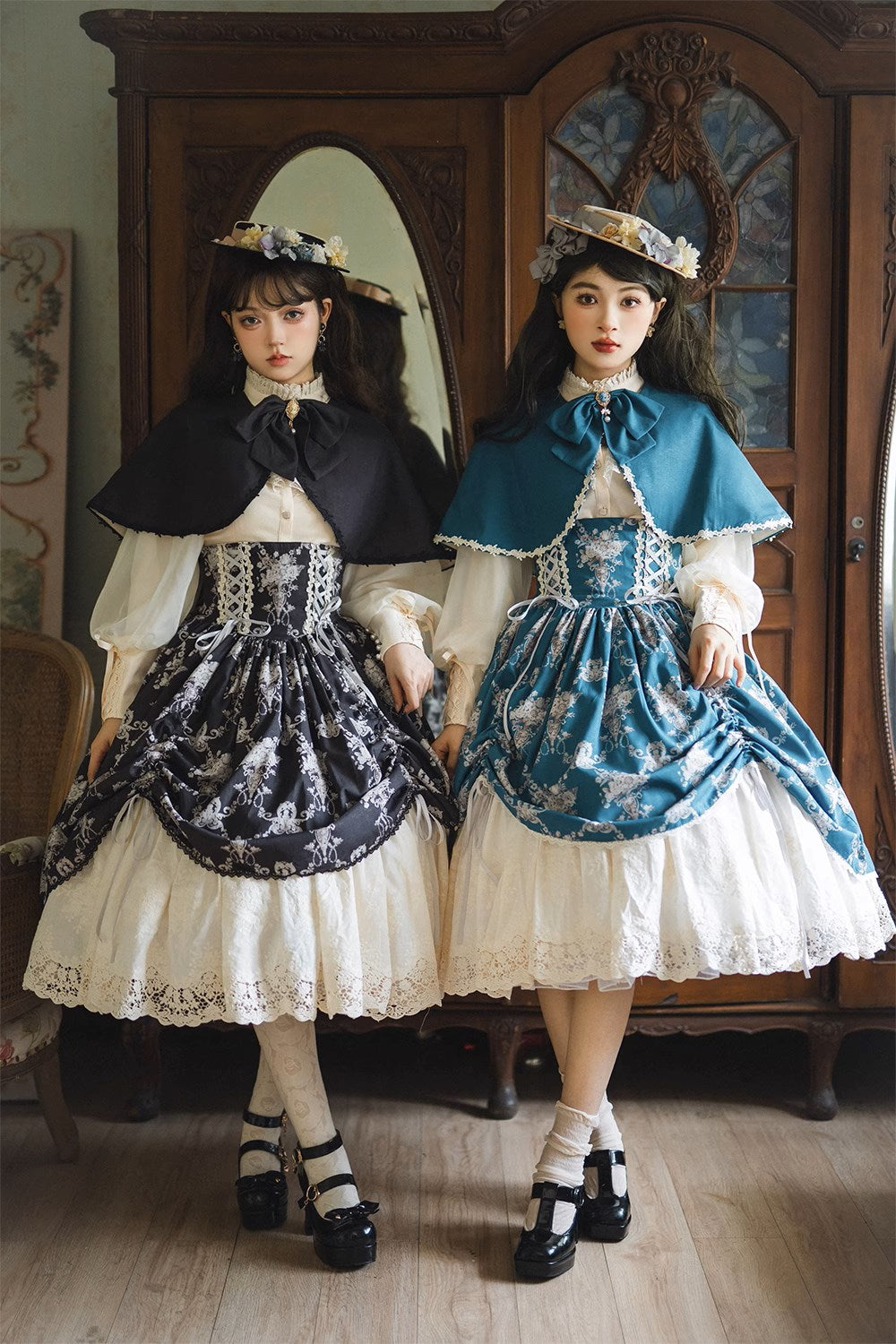 [Simultaneous purchase only] Antique Flower Wall cloak, accessories