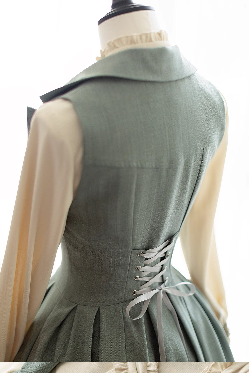 [Pre-order] Forest Knows Fall Classical Jumper Skirt with Ribbon Headband