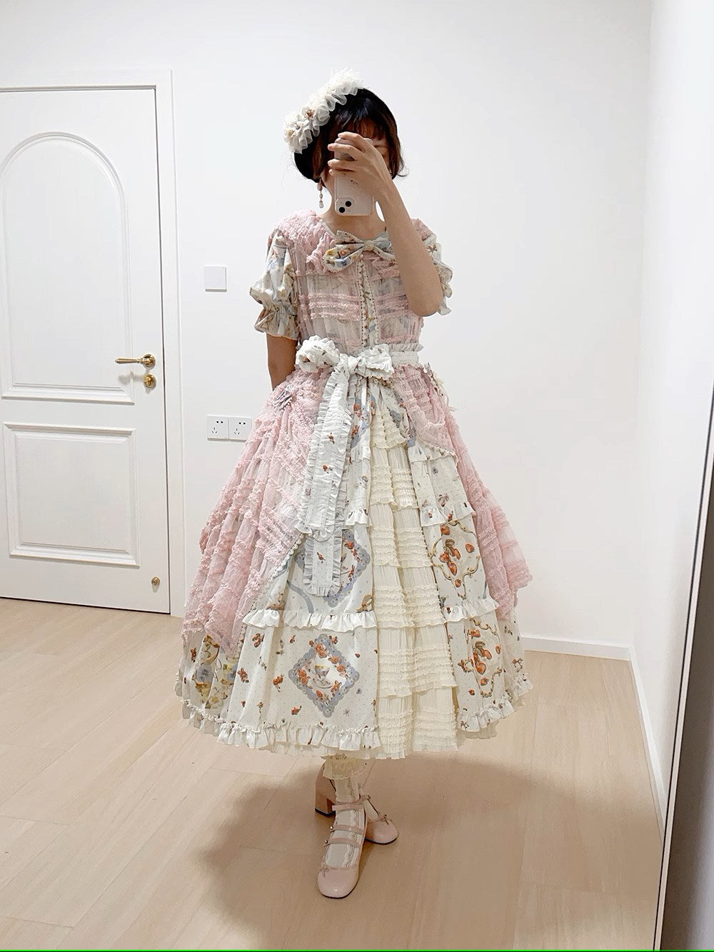 [Pre-orders available until 2/19] Cat Rose Tea Party Daily Dress