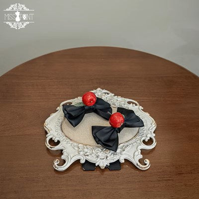 [Only available with simultaneous purchase] Apple Garden kids accessories