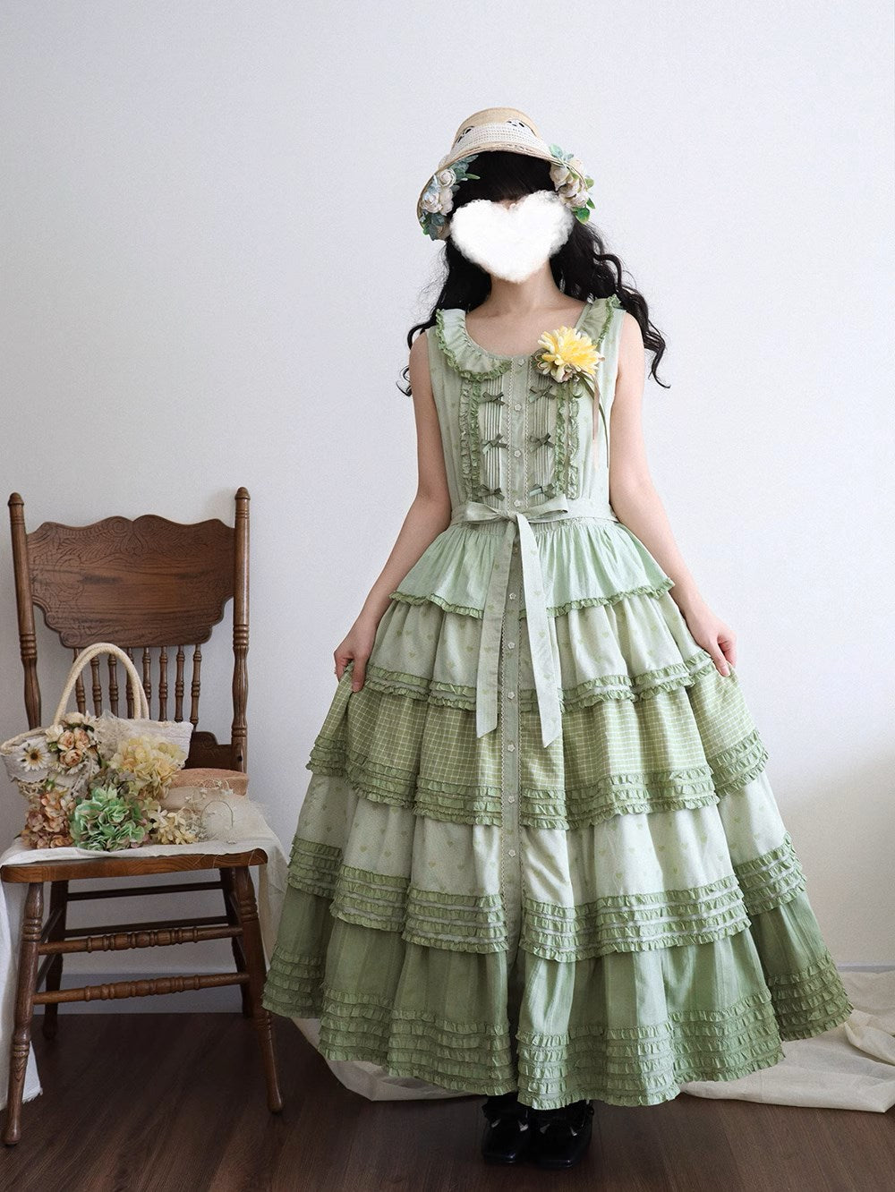 [Pre-orders available until 10/29] Gardening Sunflower jumper skirt, tiered type