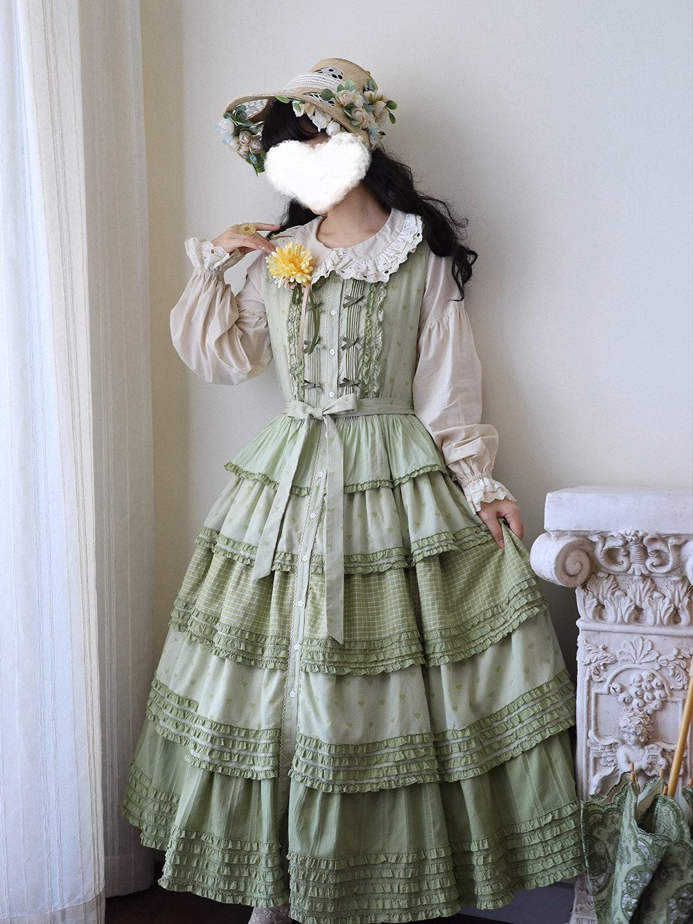 [Pre-orders available until 10/29] Gardening Sunflower jumper skirt, tiered type